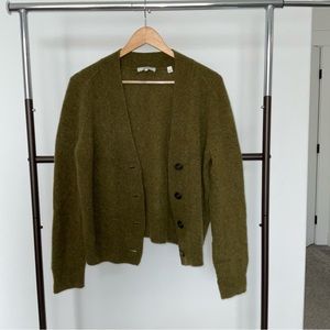 Cabi Sweater green